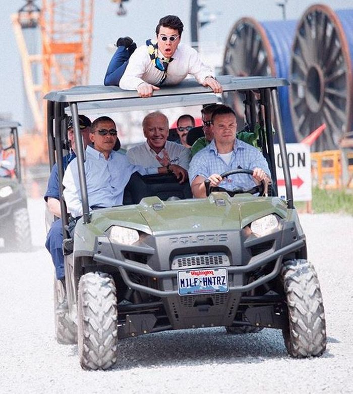 Perjalanan dengan jeep