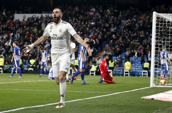 Aksi perayaan gol penyerang Real Madrid, Karim Benzema.