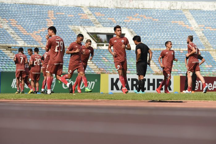 Official training Persija Jakarta di Stadion Thuwunna, Yangon, Senin (11/3/2019).