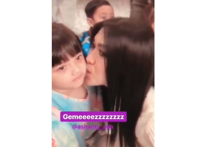 Arsy saat bertemu Syahrini