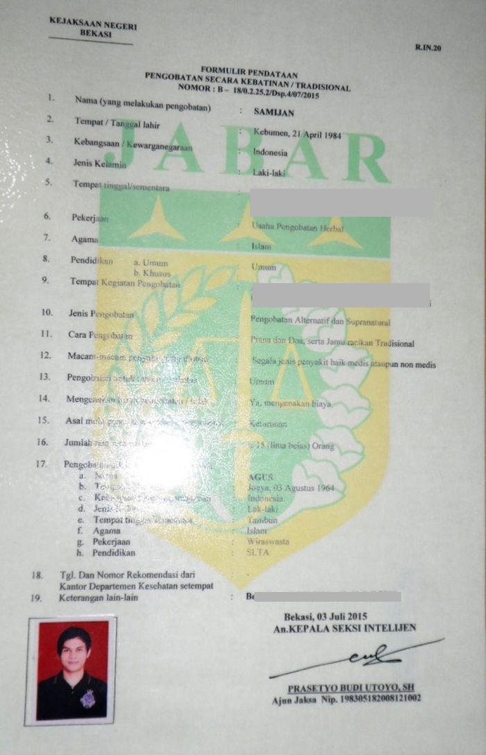 Jasa yang disediakan Mbah Mijan sudah terdaftar oleh pemerintah membuatnya legal dan tidak melanggar hukum