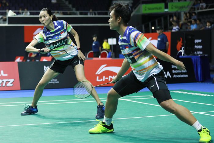 Pasangan ganda campuran Indonesia, Hafiz Faizal/Gloria Emanuelle Widjaja, tampil pada perempat final Singapore Open 2019 di Singapore Indoor Stadium, Singapura, Jumat (12/4/2019).