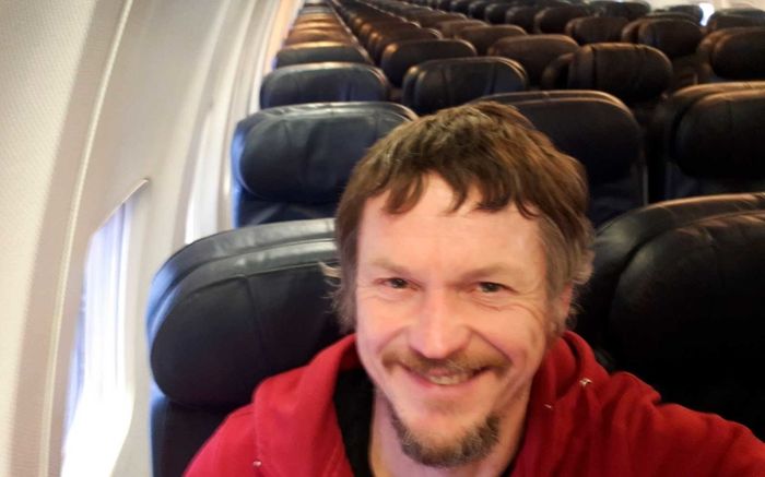 Skirmantas Strimaitis dalam pesawat tujuan Italia