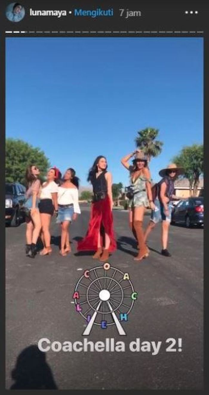  Luna Maya di Coachella Hari ke 2.
