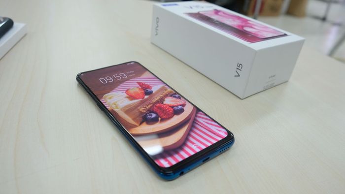 Smartphone flagship Vivo Indonesia, Vivo 15 dengan layar Ultimate All Screen beresolusi FHD+ (1080x2340)