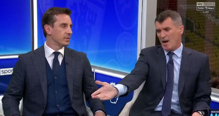 Dua mantan pemain Manchester United, Gary Neville dan Roy Keane, berargumen di studio Sky Sports saat menganisis Derbi Manchester, Kamis (25/4/2019) dini hari WIB.