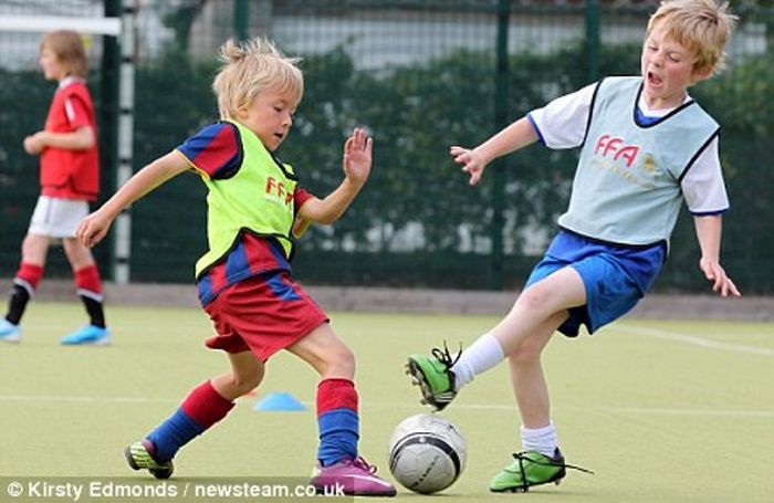 Kai Fifield, anak asal Inggris yang mendapat julukan Titisan Lionel Messi.