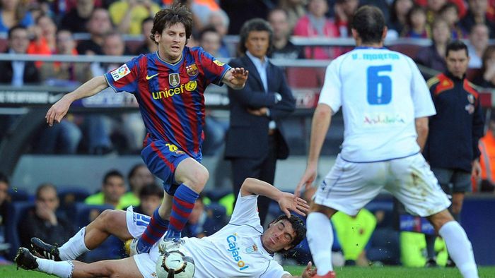 Lionel Messi saat menghadapi Xerez.