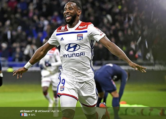 Penyerang Olympique Lyon, Moussa Dembele