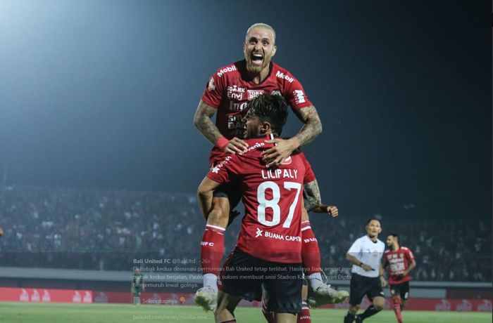 Bali United mengalahkan Persebaya dalam partai pekan perdana Liga 1 2019 di Stadion Kapten I Wayan Dipta, 16 Mei 2019.