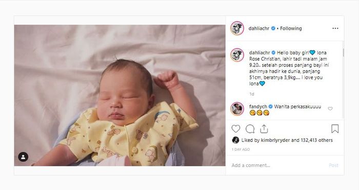 Dahlia Poland mengunggah foto anak keduanya yang baru dilahirkan. 