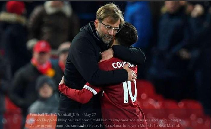 Juergen Klopp memeluk Philippe Coutinho saat sang pemain masih membela Liverpool.