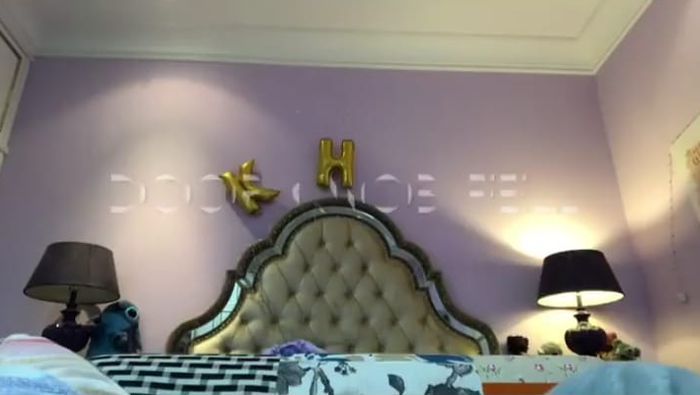tempat tidur di kamar Khirani Trihatmodjo,  Putri Mayangsari