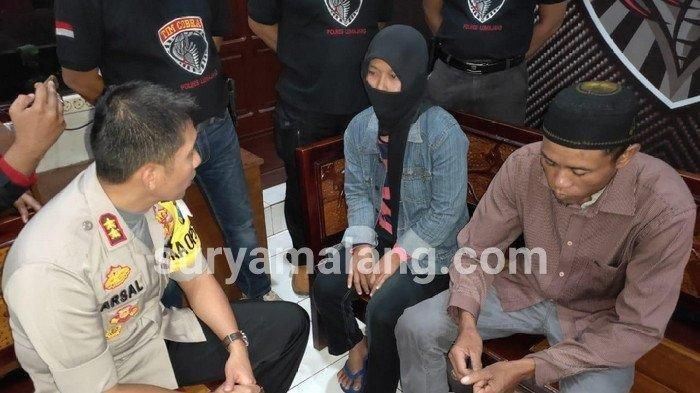 Pihak Polres Lumajang akhirnya meminta keterangan dari Hartono (38) dan Lasmi (34) dalam lanjutan kasus dugaan penggadaian istri oleh Hori (43), Jumat (14/6/2019).