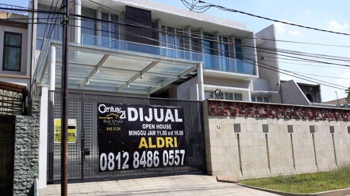 Rumah mewah yang menjadi lokasi pembunuhan Pulomas 2016 lalu.