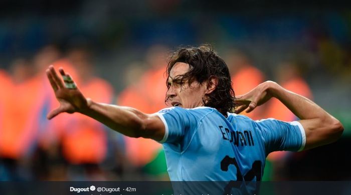 Penyerang timnas Uruguay, Edinson Cavani, merayakan gol saat menghadapi Ekuador pada laga Grup C Copa America 2019, 16 Juni 2019.