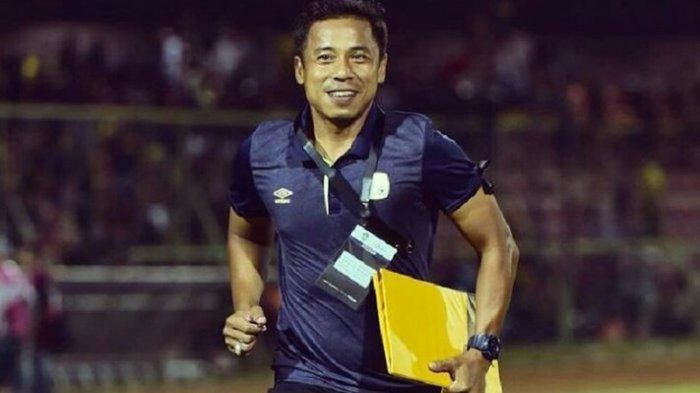 Pelatih Barito Putera, Yunan Helmi.