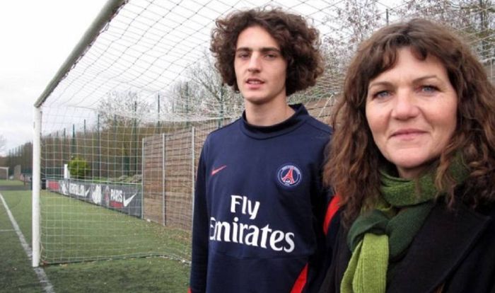 Adrien Rabiot dan ibunya, Veronique.