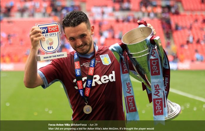 Gelandang tengah Aston Villa, John McGinn