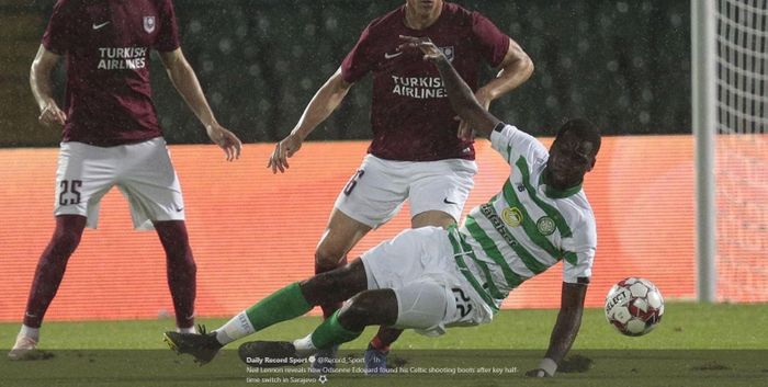 Bomber Celtic FC, Odsonne Edouard, terpeleset dalam pertandingan.