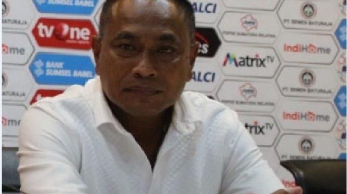  Pelatih Sriwijaya FC, Kas Hartadi.