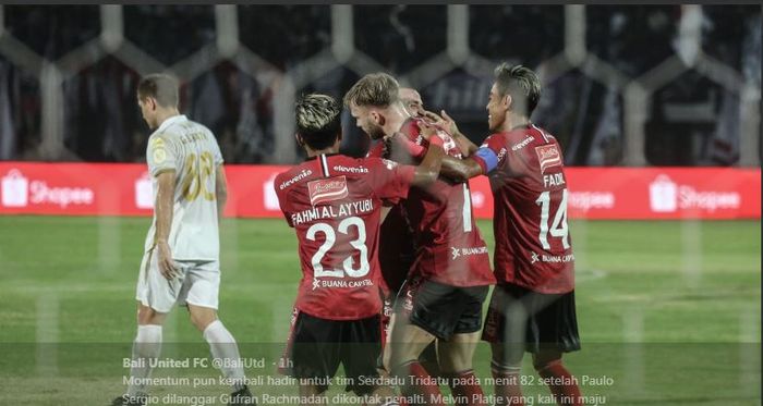 Pemain Bali United merayakan gol Melvin Platje ke gawang PSS Sleman, 22 Juli 2019.