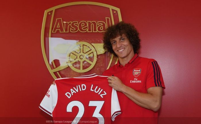 Mantan bek Arsenal, David Luiz.