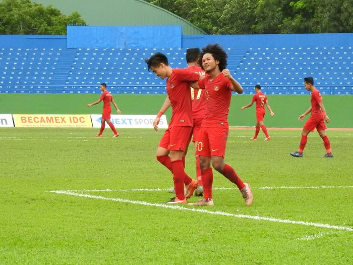 Pemain timnas U-18 Indonesia, Bagus Kahfi merayakan gol yang dicetaknya ke gawang timnas U-18 Brunei di Stadion Go Dau, Vietnam, Sabtu (10/8/2019).