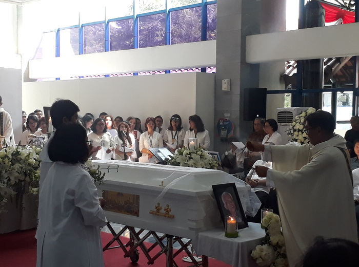 Misa pelepasan jenazah Polycarpus Swantoro di gedung Kompas Gramedia, Palmerah Selatan, Jakarta Pusat, Selasa (13/8/2019).