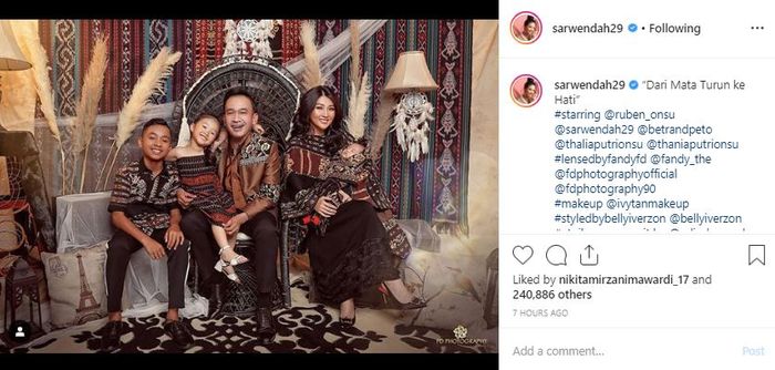 Potret lengkap keluarga The Onsu dengan formasi baru bersama Betrand Peto.