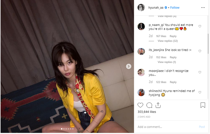 Foto Hyuna dengan ekspresi datar yang membuat netizen khawatir.