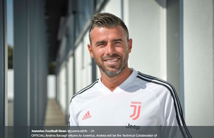 Eks bek tengah Juventus, Andrea Barzagli, resmi menjadi bagian dari staf pelatih Maurizio Sarri.