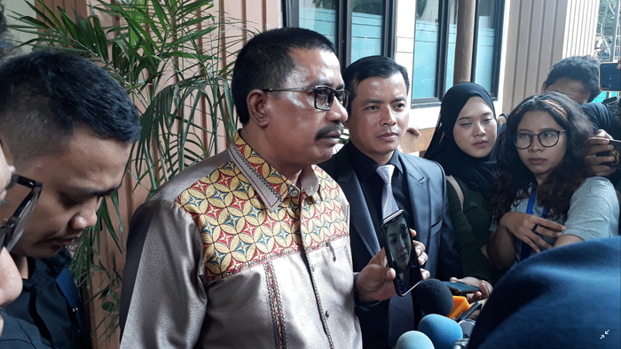 Fahmi Bachmid, kuasa hukum Nikita Mirzani usai menghadiri sidang di Pengadilan Negeri Jakarta Selatan, Senin (7/10/2019).