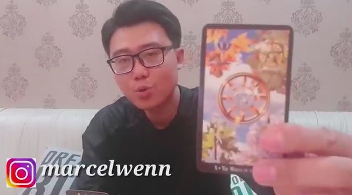 Marcel Wen membacakan kartu tarot untuk kehidupan rumah tangga Raffi Ahmad dan Nagita Slavina 