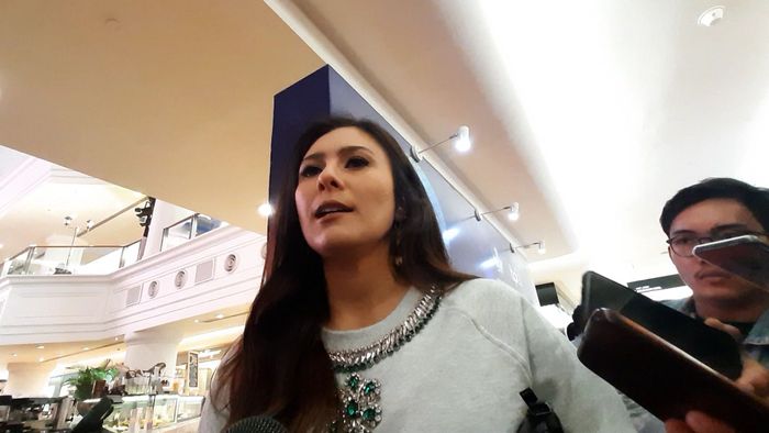 Wulan Guritno saat ditemui Grid.ID di kawasan Plaza Indonesia, Jakarta Selatan, Selasa (12/11/2019).