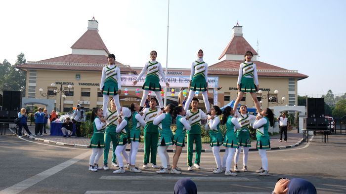 Kemeriahan acara Bugar Run yang diselenggarakan di Kota Tangerang, Minggu (17/11/2019).