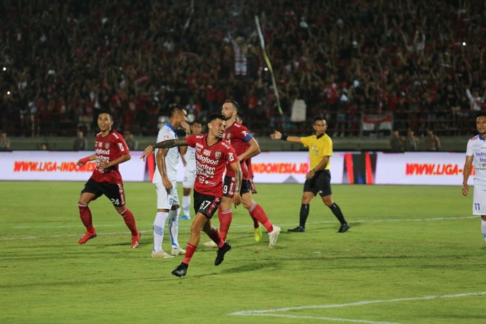 Laga antara Bali United dan Persib Bandung di pekan ke-29 Liga 1 2019 pada Kamis (28/11/2019) di Stadion Kapten I Wayan Dipta, Gianyar.