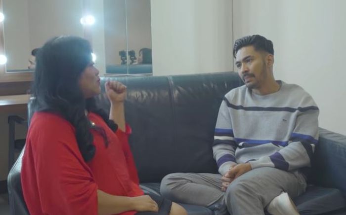 Robby Purba dan Endang Tarot  