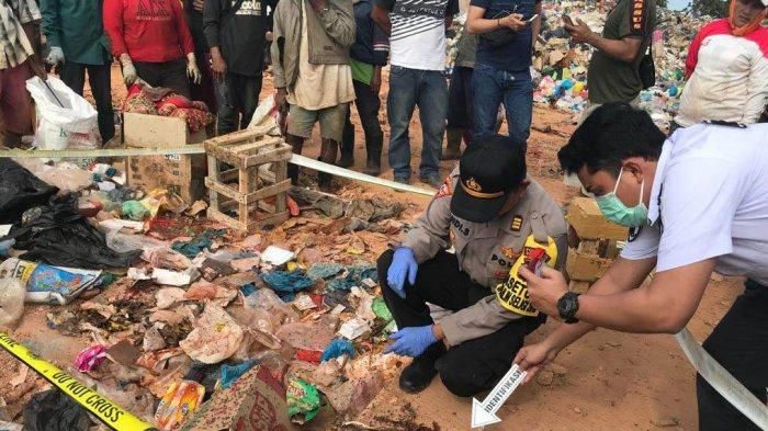 Mayat bayi lengkap dengan ari-ari ditemukan di Tempat Pembuangan Akhir (TPA) Punggur, Batam.