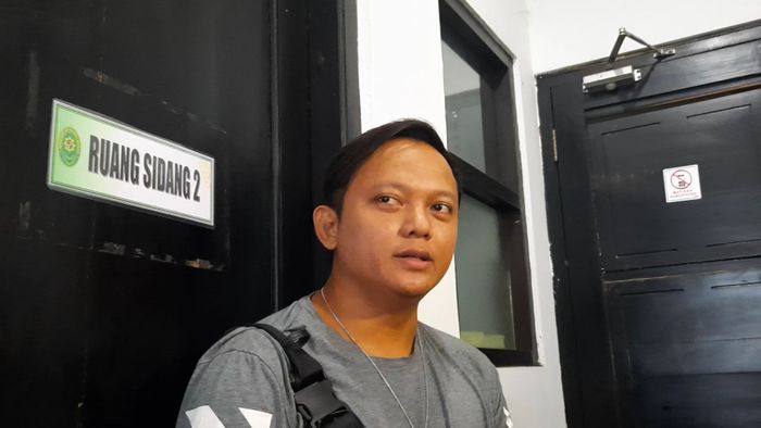 Alief saat ditemui Grid.ID di kawasan Pengadilan Agama Bekasi, Jawa Barat, Selasa (7/1/2020).