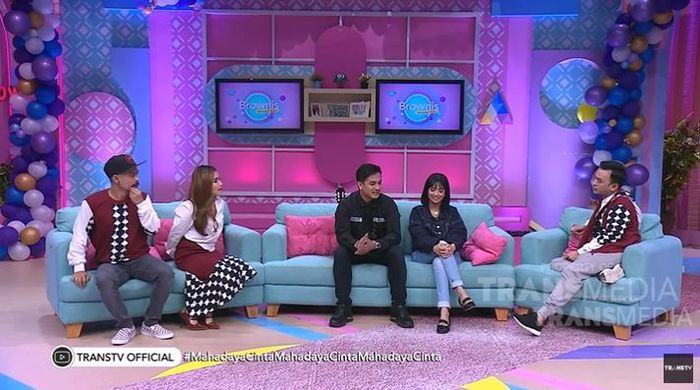 Bibi mengaku dirinya jatuh cinta dengan Vanessa Angel karena wangi.
