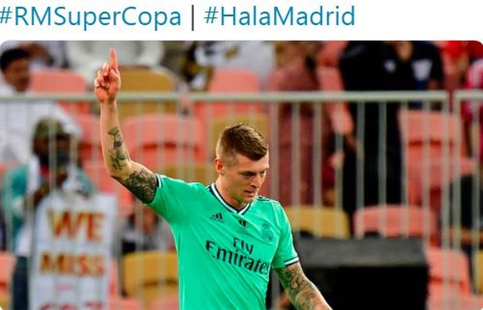 Gelandang Real Madrid, Toni Kroos, merayakan gol yang dicetak ke gawang Valencia dalam laga semifinal Piala Super Spanyol di Stadion King Abdullah Sports City, Rabu (8/1/2020).