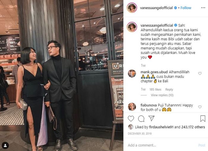 Vanessa Angel mendapat hadiah cek dari sang mertua