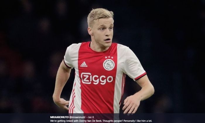 Manchester United dan Real Madrid dirumorkan akan bertarung demi Donny van de Beek setelah Erik ten Hag konfirmasi kepergiannya dari Ajax Amsterdam.