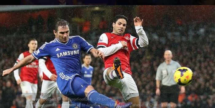 Mikel Arteta (kanan) dan Frank Lampard berduel saat masih menjadi pemain Arsenal dan Chelsea.