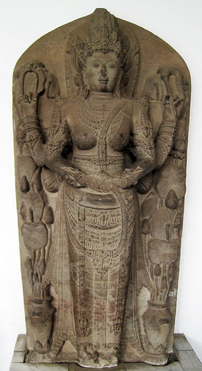 Arca dewi Parvati, wujud raja perempuan pertama Majapahit bernama Tribhuwana Wijayatunggadewi.