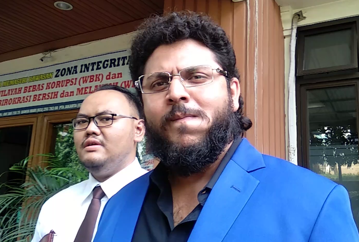 Kuasa hukum Vicky Prasetyo, Sri Dharen, saat dijumpai Grid.ID di Pengadilan Agama Jakarta Selatan, Senin (3/2/2020).