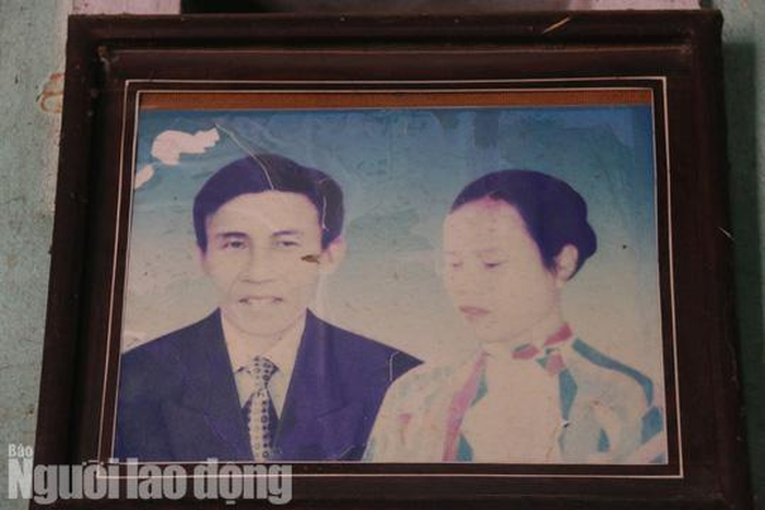 Foto Van bersama dengan mendiang istrinya semasa hidup
