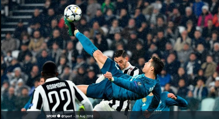 Gol akrobatik yang dicetak Cristiano Ronaldo ke gawang Juventus pada April 2018, saat masih membela Real Madrid.