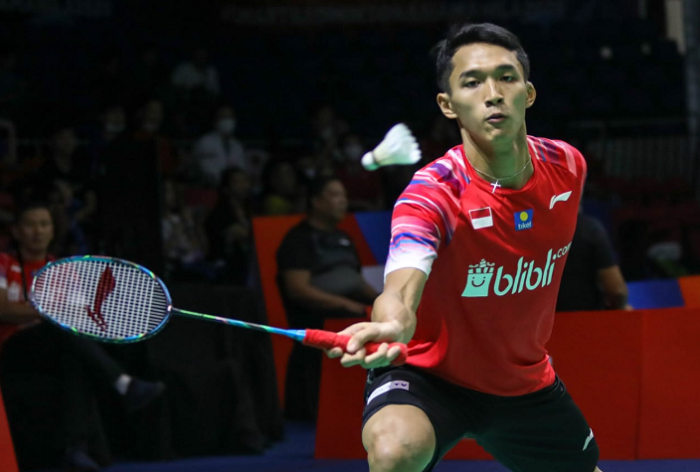 Pemain tunggal putra Indonesia, Jonatan Christie, saat beraksi pada semifinal Kejuaraan Beregu Asia 2020 di Rizal Memorial Coliseum, Manila, Filipina, Sabtu (15/2/2020). 